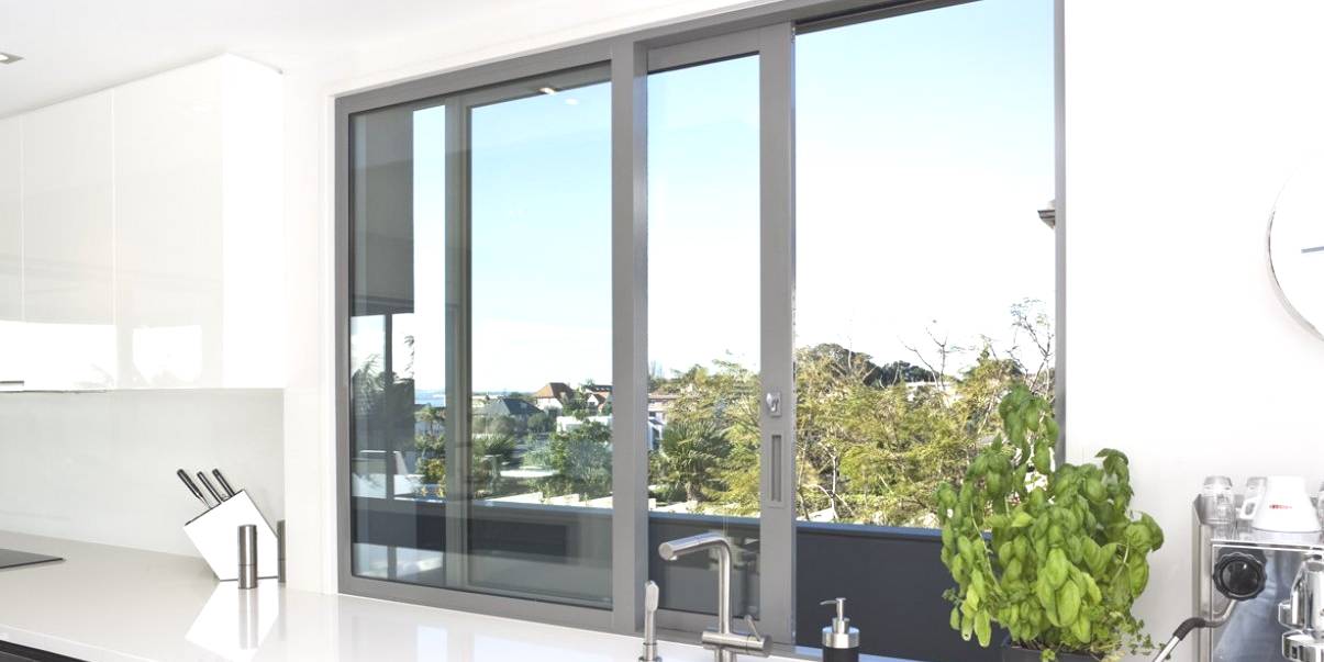 aluminium schuifraam plaatsen